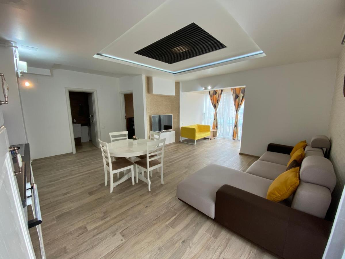 Sunny Deluxe Apartment Cosmopolis Stefanestii de Jos Εξωτερικό φωτογραφία