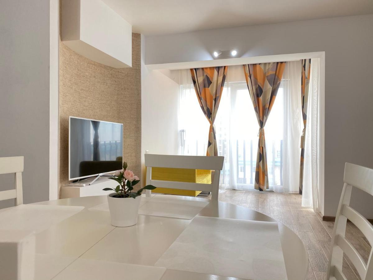 Sunny Deluxe Apartment Cosmopolis Stefanestii de Jos Εξωτερικό φωτογραφία